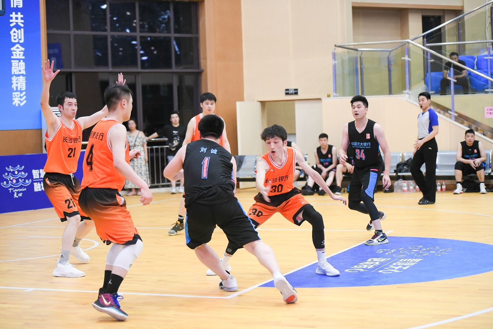 湖南快盈VIII管理有限公司